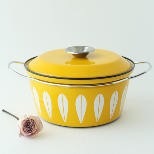 vintage cathrineholm pot (yellow)