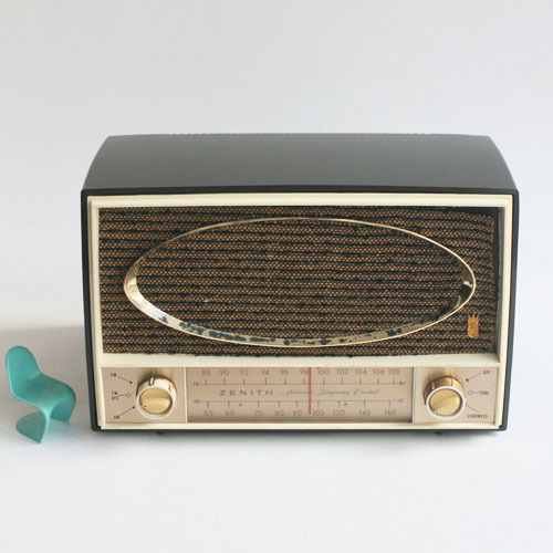 vintage zenith tube radio 