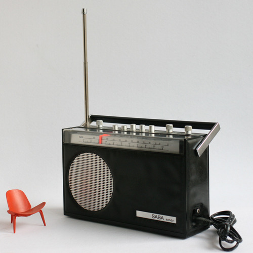 vintage SABA sandy radio 