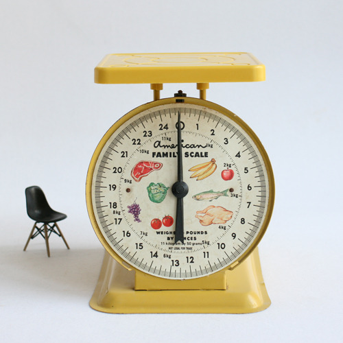 vintage yellow scale 