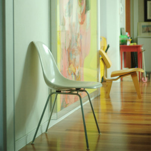           Eames Chair 