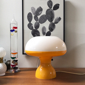 vintage white&amp;yellow mushroom lamp 