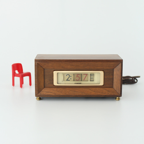 vintage Numechron Tymeter clock