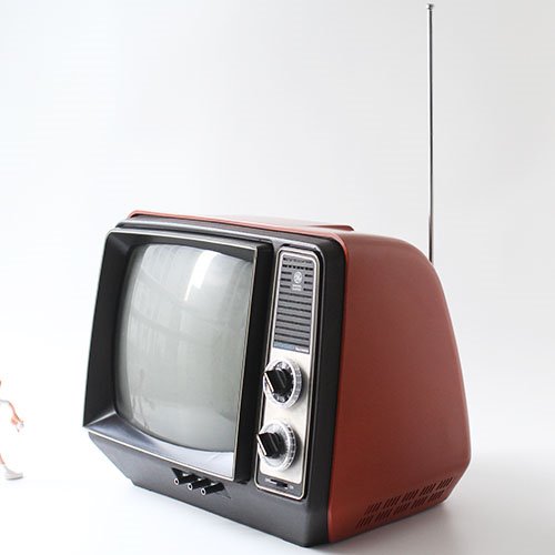 vintage GE TV (RED)