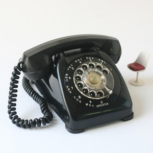 vintage black rotary telephone #02